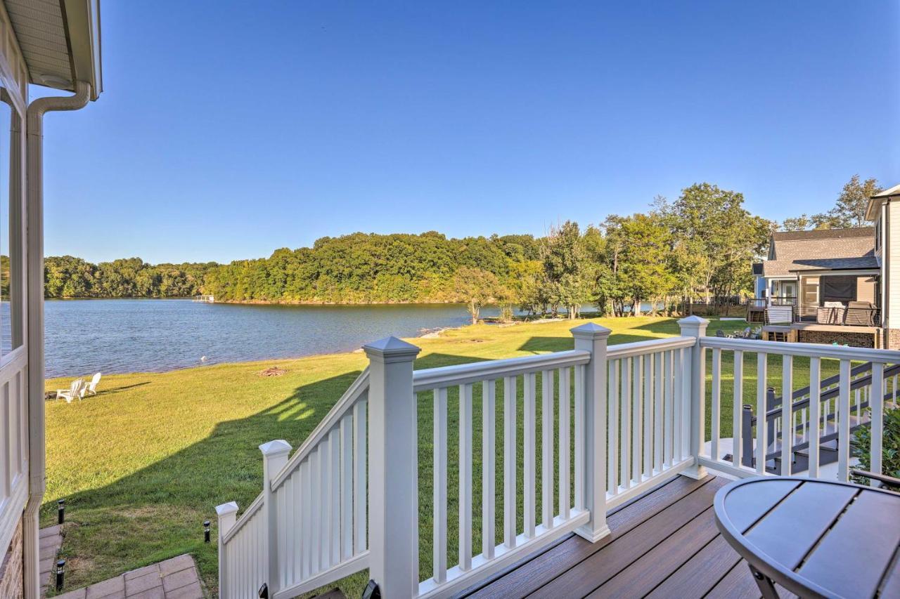 Waterfront Oasis On Tims Ford Lake Poolandkayak! Winchester Exteriér fotografie